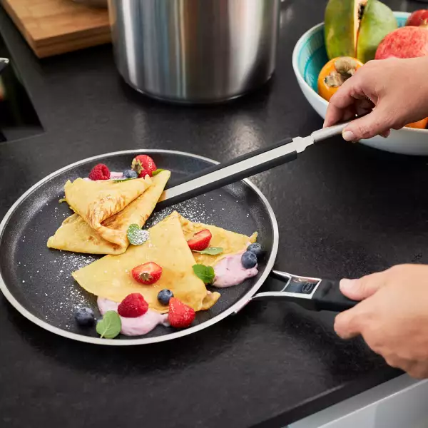 Spatule à Crêpes Inox et Silicone Rösle