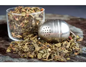 Infusion parfaite à chaque tasse : tout savoir sur la boule à thé inox