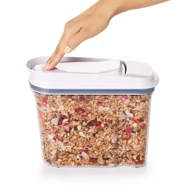 Boîte de conservation céréales avec bec verseur Pop Oxo 2,3 litres