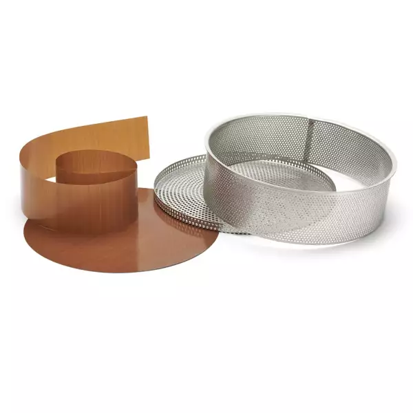 Moule à manqué démontable inox perforé De Buyer
