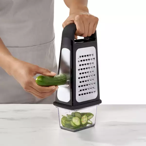 Râpe 4 Faces avec zesteur et récupérateur Oxo