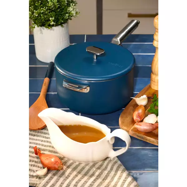 La merveilleuse casserole inox Bleu Myrtille Cookut